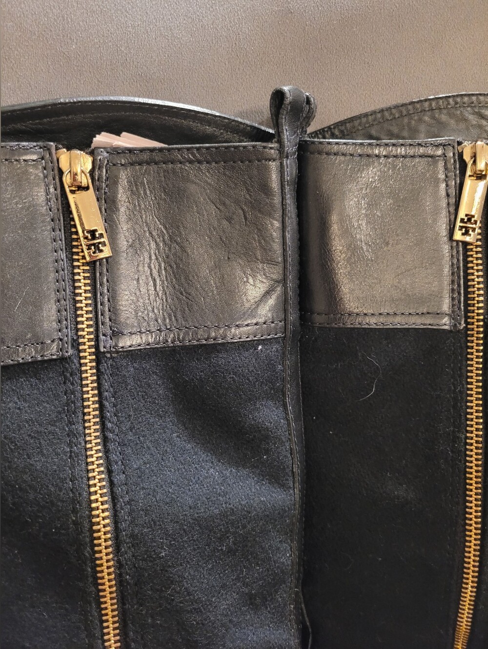 Tory Burch Black Leather Suede Logo Riding Boots Gold Hardware Size 5M - Picture 7 of 15